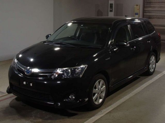 4503 Toyota Corolla fielder NKE165G 2014 г. (TAA Chubu)